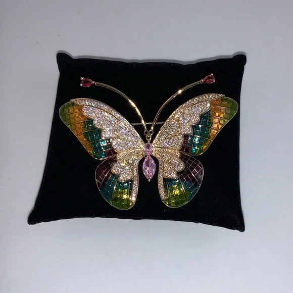 Butterfly Brooch - Picture 4 of 12